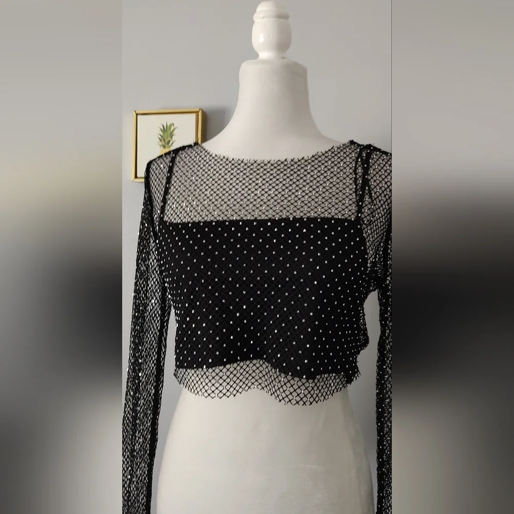Sincerely Jules Crop top Mesh  Black Shiny Style Sexy  2 Piece New    Medium - Picture 2 of 10